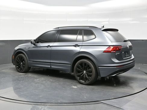 Used 2021 Volkswagen Tiguan SE R-Line image 4