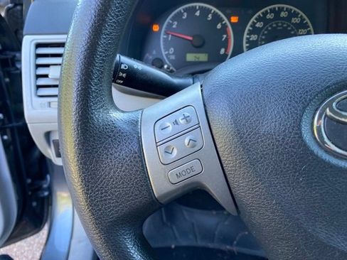 Used 2012 Toyota Corolla LE FWD image 18