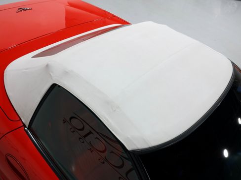 Used 2000 Chevrolet Corvette Convertible w/ Memory Pkg image 44