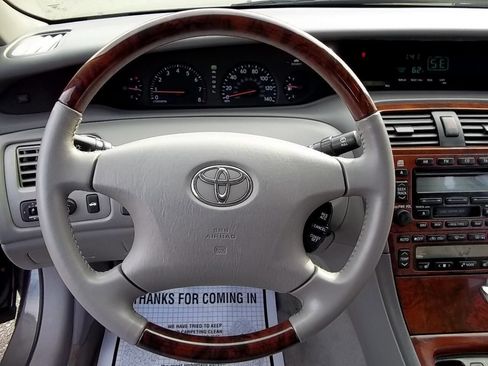 Used 2003 Toyota Avalon XLS image 19