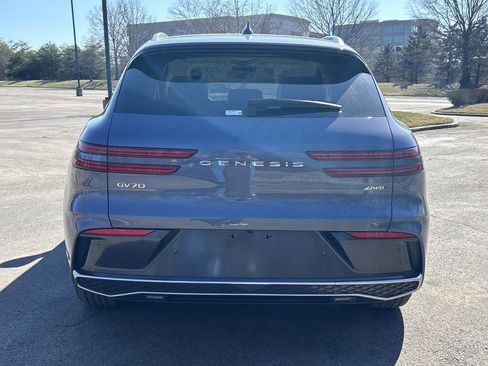 New 2026 Genesis GV70 2.5T Select image 6