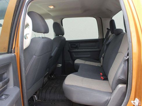 Used 2012 RAM 1500 Express w/ ST Popular Equipment Group AWD/4WD image 7