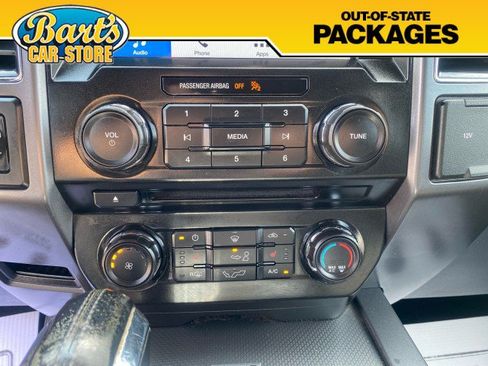 Used 2017 Ford F150 XLT w/ Equipment Group 302A Luxury AWD/4WD image 32