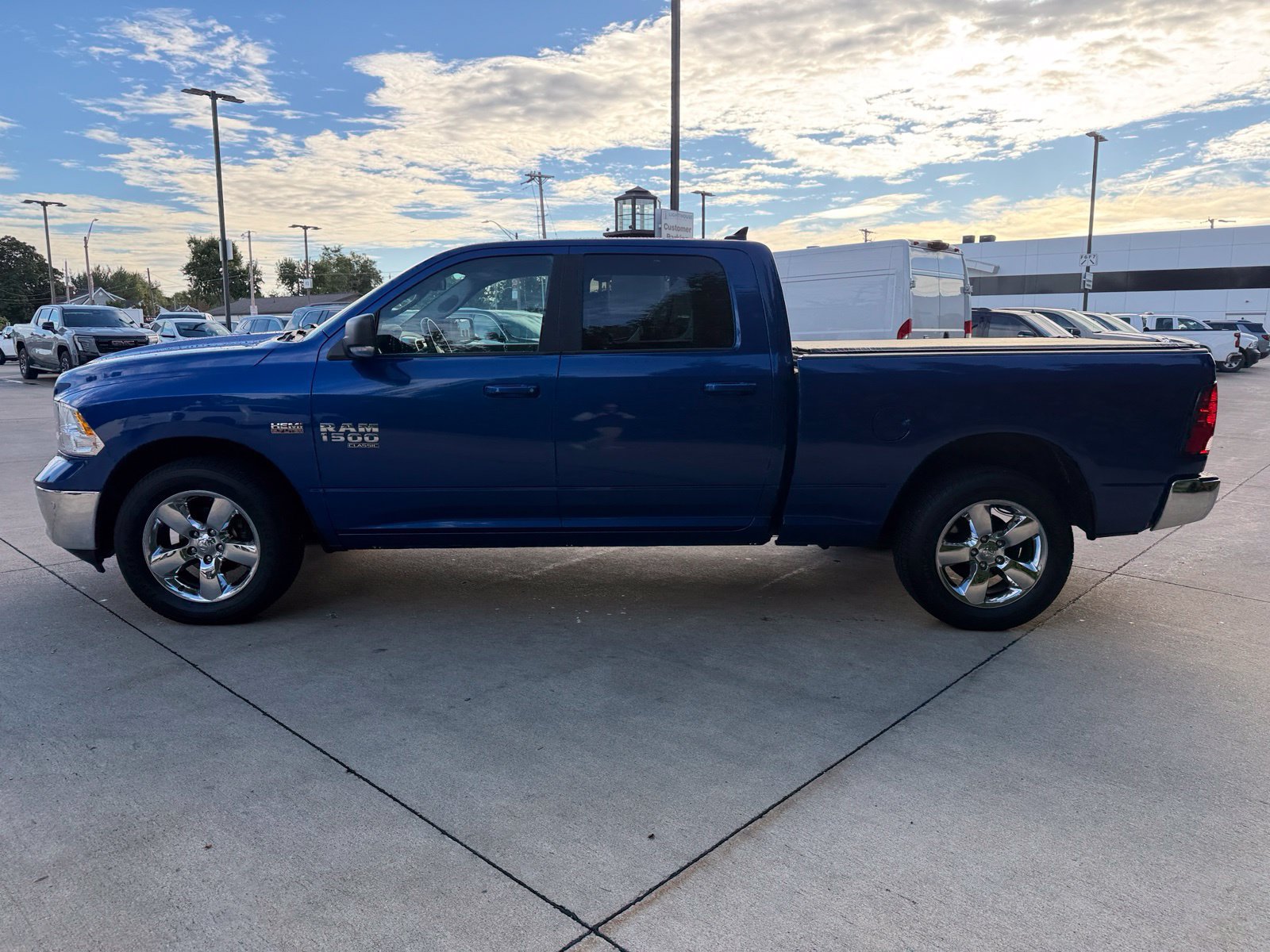 Used 2019 RAM 1500 Big Horn AWD/4WD image 8