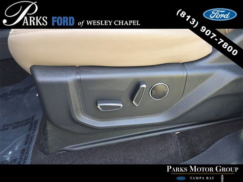 Certified 2023 Ford Expedition Limited image 22