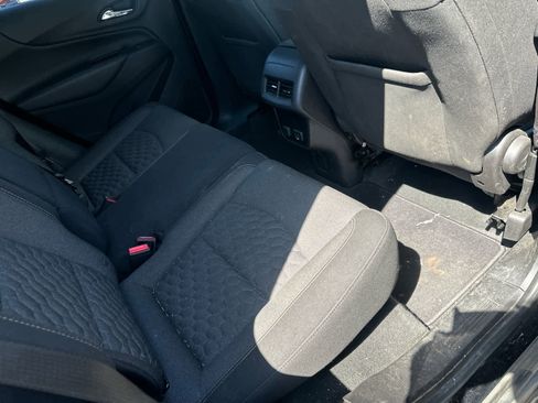 Used 2018 Chevrolet Equinox LT w/ Sun & Infotainment Package image 14