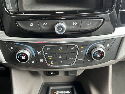 Used 2019 Chevrolet Traverse Premier AWD/4WD image 27