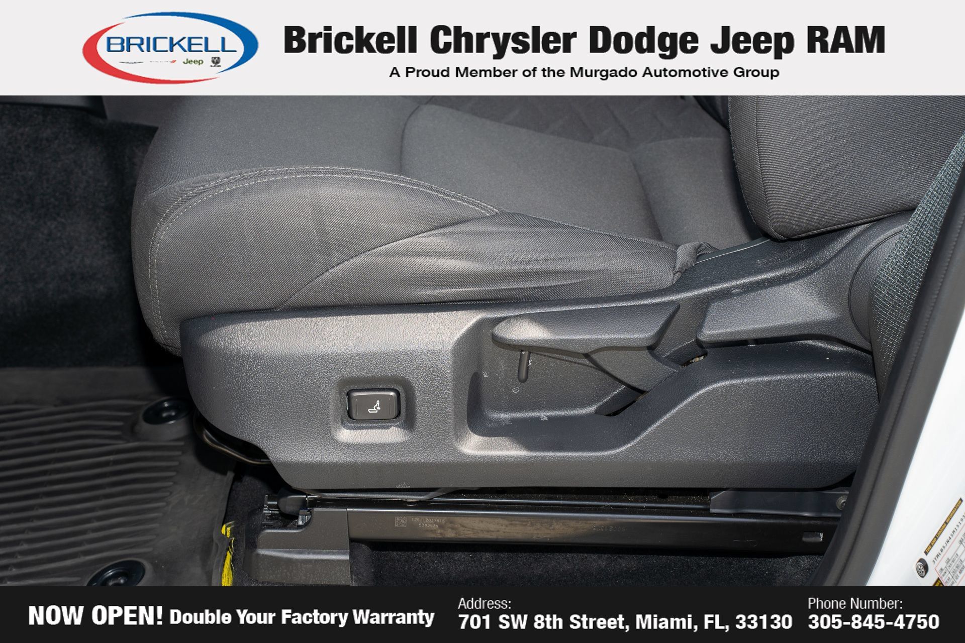 Used 2025 Toyota Tacoma SR5 AWD/4WD image 28