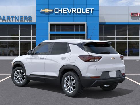 New 2026 Chevrolet TrailBlazer LS FWD image 4