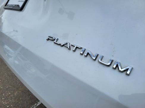 Certified 2024 Toyota Grand Highlander AWD Hybrid image 23