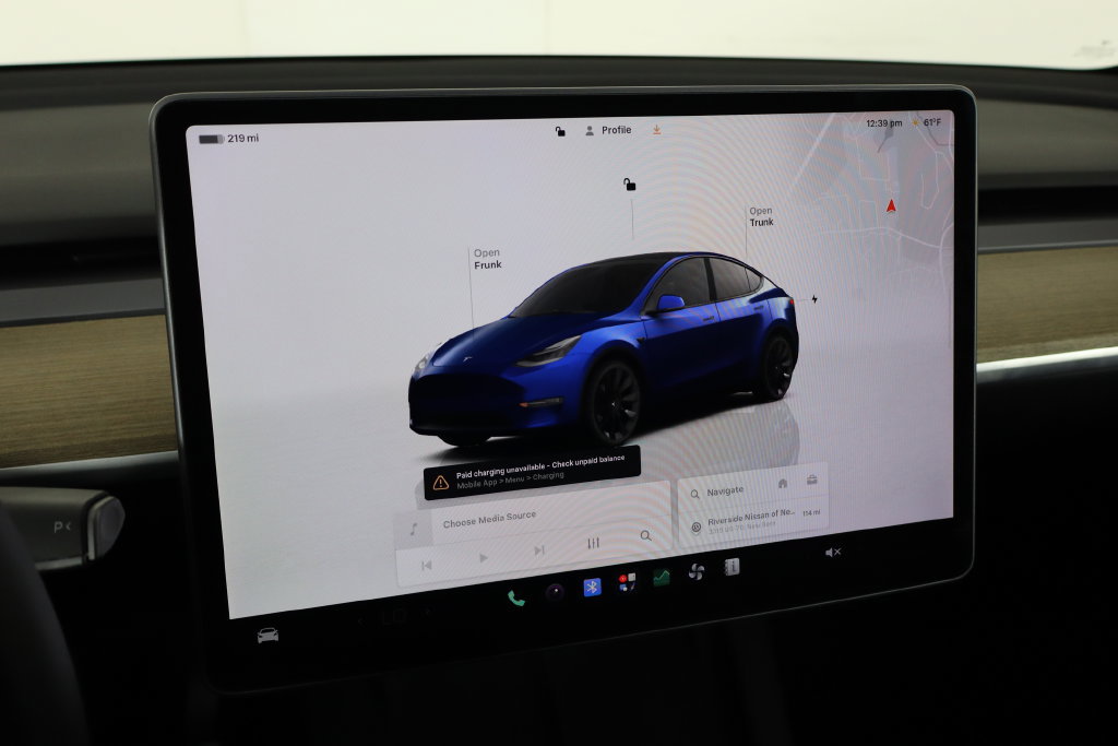 Used 2023 Tesla Model Y Long Range AWD/4WD image 24