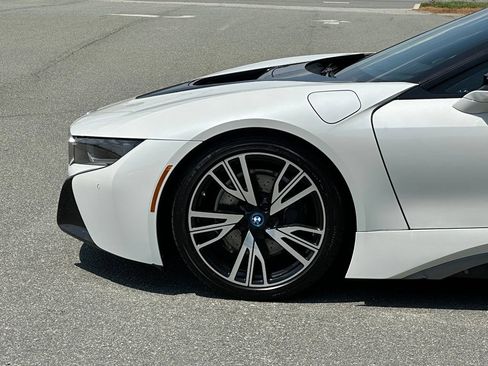 Used 2015 BMW i8 AWD/4WD image 31