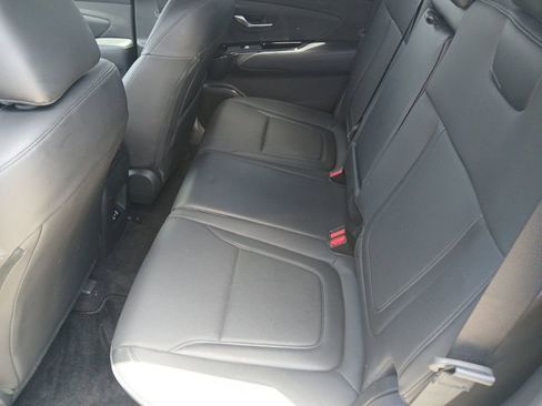 Used 2025 Hyundai Santa Cruz SEL FWD image 12