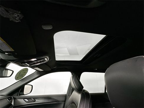 Used 2023 Jeep Grand Cherokee Altitude image 19