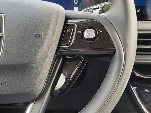 Certified 2024 Lincoln Corsair FWD image 23