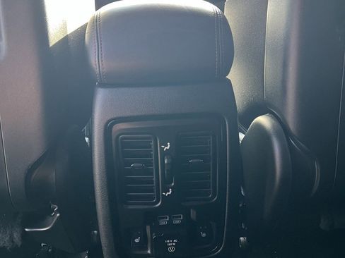 Used 2021 Dodge Durango R/T w/ Blacktop Package image 16