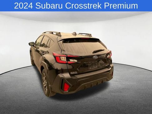 Used 2024 Subaru Crosstrek 2.0i Premium w/ Popular Package #3 AWD/4WD image 4