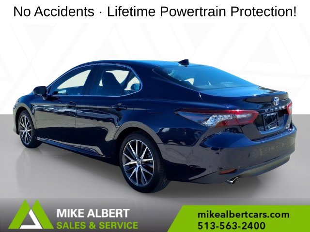 Used 2022 Toyota Camry XLE FWD image 5