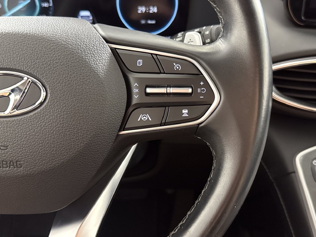 Certified 2022 Hyundai Santa Fe SEL Premium AWD/4WD image 18
