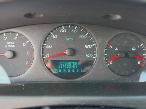 Used 2011 Chevrolet Impala LS image 8