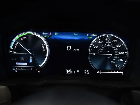 New 2025 Subaru Forester Limited image 36