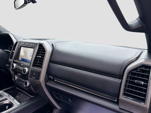 Used 2021 Ford Expedition Max XLT AWD/4WD image 30
