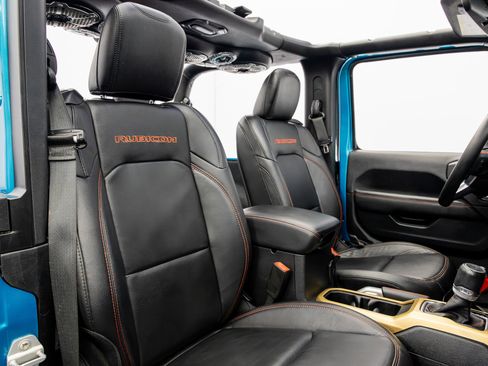 Used 2019 Jeep Wrangler Rubicon w/ Safety Group AWD/4WD image 34