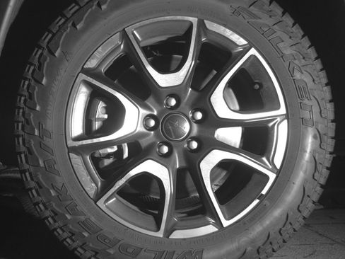 Used 2025 Jeep Compass Trailhawk AWD/4WD image 12