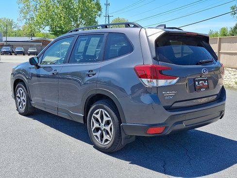 Used 2022 Subaru Forester Premium AWD/4WD image 7