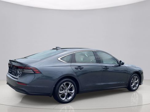 Used 2024 Honda Accord EX image 2
