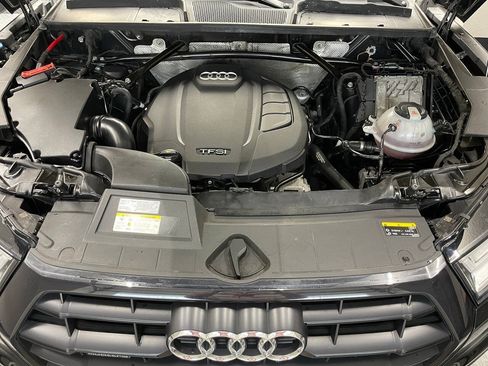 Used 2020 Audi Q5 2.0T Titanium Premium Plus w/ Premium Plus Package AWD/4WD image 20