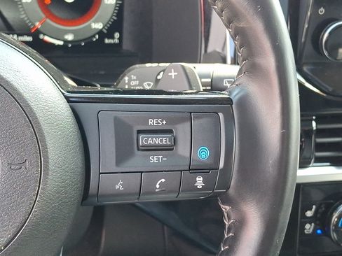 Used 2023 Nissan Pathfinder Platinum AWD/4WD image 27