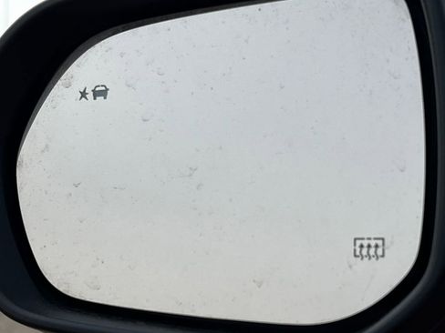 New 2026 GMC Terrain Denali w/ LPO, Floor Liner Package image 39