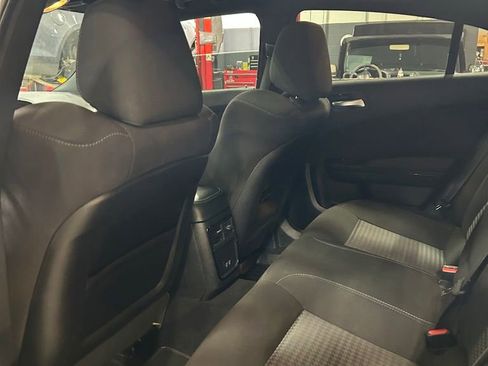 Used 2023 Dodge Charger R/T w/ Performance Handling Group RWD image 6