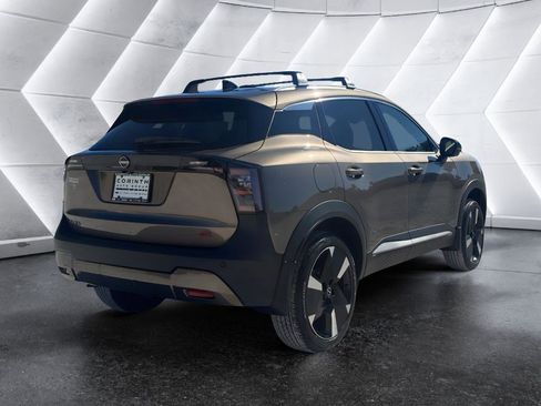 New 2026 Nissan Kicks SR w/ Cold Weather Package image 8