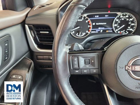 Used 2022 Nissan Rogue SL w/ SL Premium Package image 36