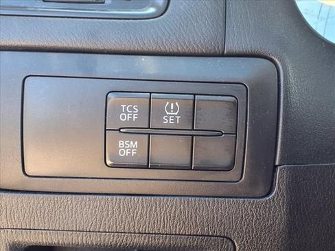 Used 2015 MAZDA CX-5 Touring w/ Bose/Moonroof Package FWD image 25