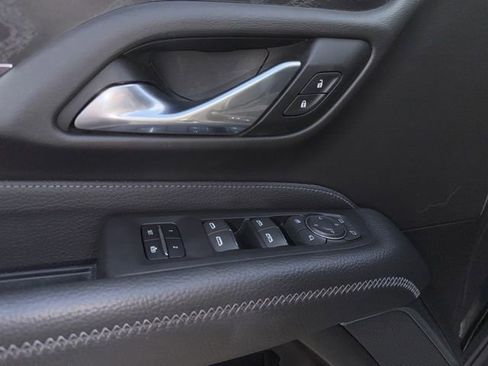 Used 2023 GMC Yukon Denali AWD/4WD image 27