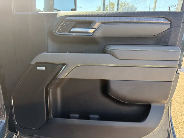 Used 2026 Chevrolet Silverado 2500 ZR2 w/ LPO, Dark Essentials Package AWD/4WD image 17