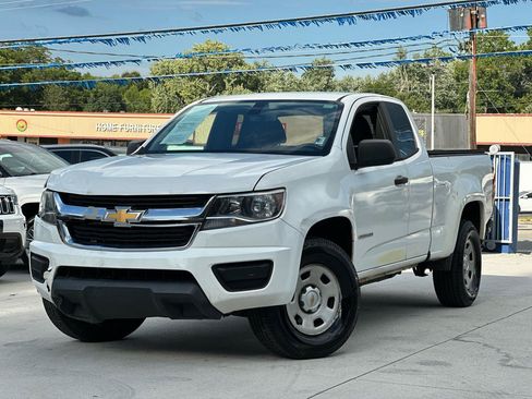 Used 2016 Chevrolet Colorado W/T RWD image 3