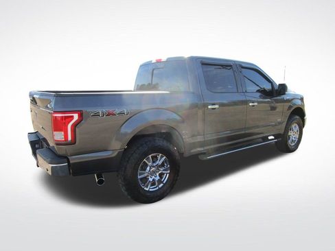 Used 2015 Ford F150 XLT w/ Equipment Group 302A Luxury image 8