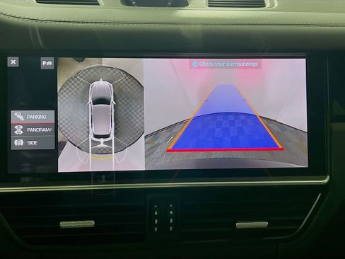 Used 2021 Porsche Cayenne S image 18