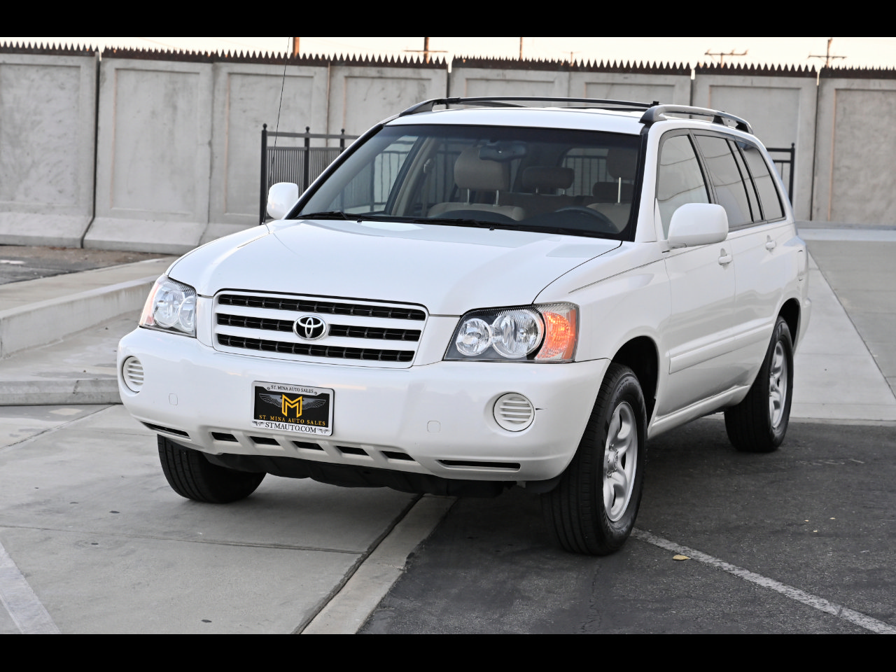 Used 2002 Toyota Highlander 2WD V6 image 1
