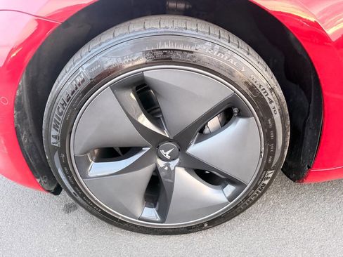 Used 2018 Tesla Model 3 Long Range image 30