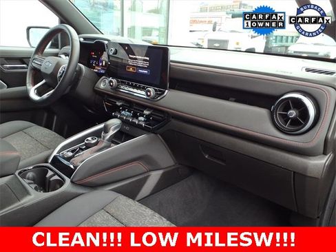 Used 2024 Chevrolet Colorado Z71 w/ Z71 Convenience Package 2 image 20