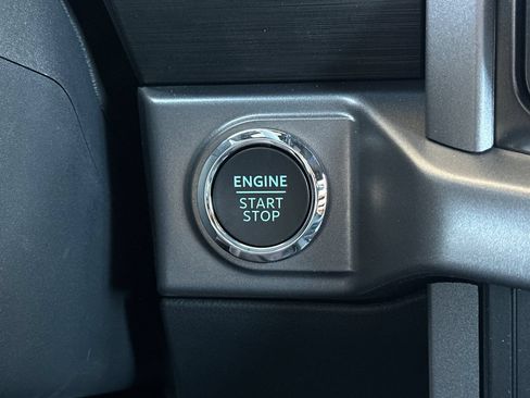 New 2026 Ford F150 XLT w/ Equipment Group 302A MID AWD/4WD image 21