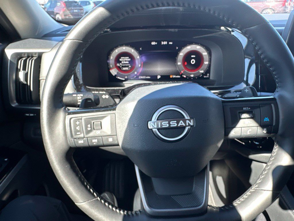 Used 2026 Nissan Pathfinder SL AWD/4WD image 17