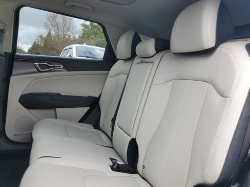 New 2026 Kia Sportage EX w/ EX Panorama Roof Package FWD image 9