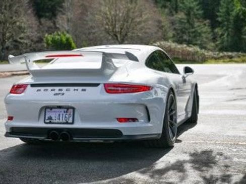 Used 2014 Porsche 911 GT3 image 4