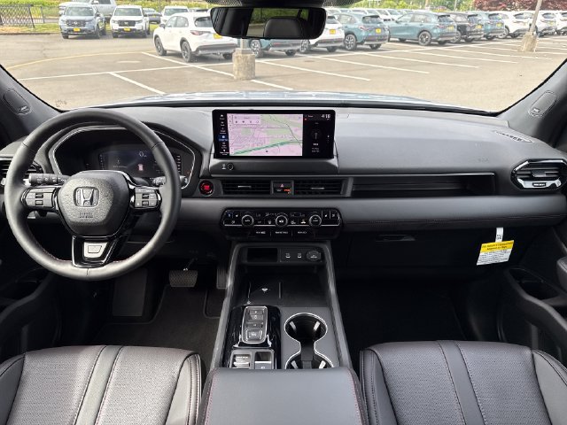 Used 2026 Honda Pilot Black Edition image 13
